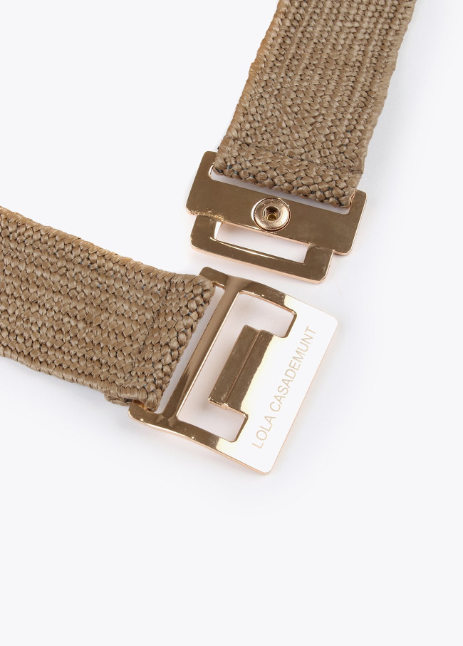 Elastic raffia belt with golden buckle