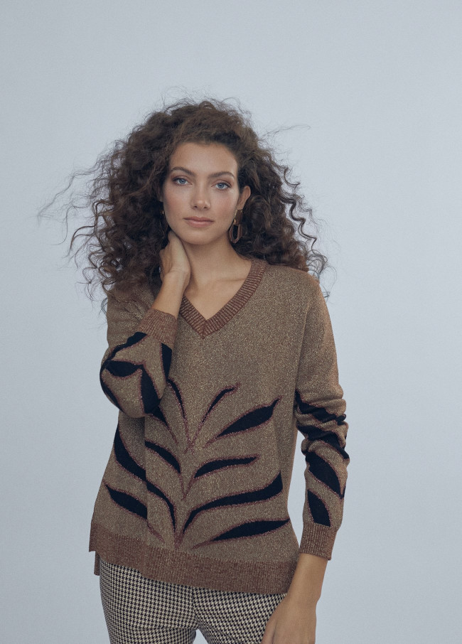 Sweater with animal print detail 2