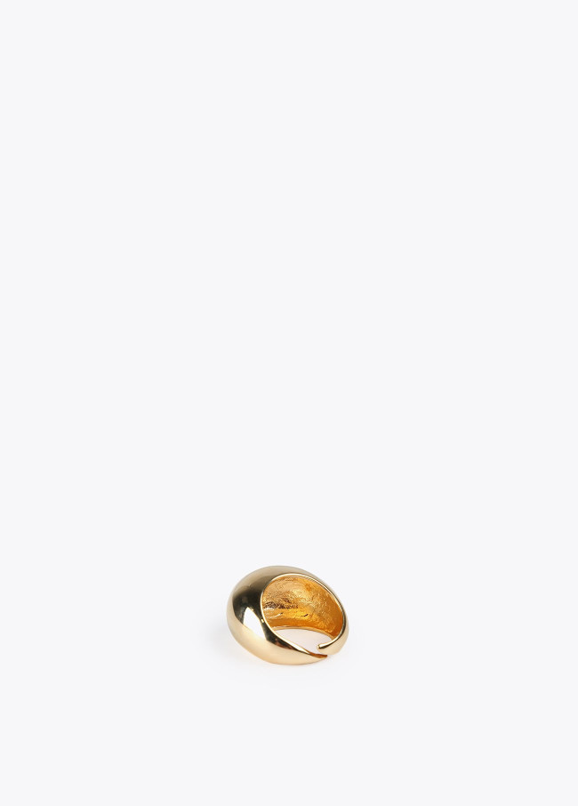 Oval signet ring 2