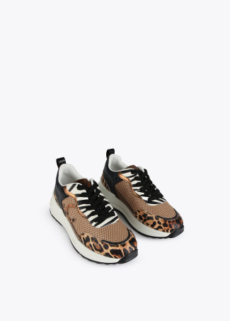 Sneaker mit Animal Print und Mesh
