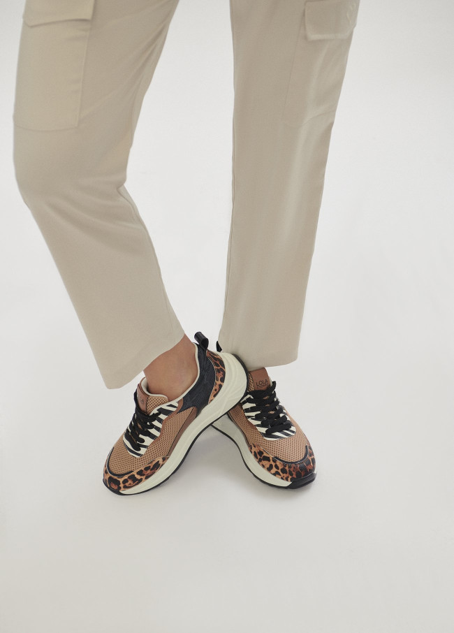 Sneakers animal print rejilla