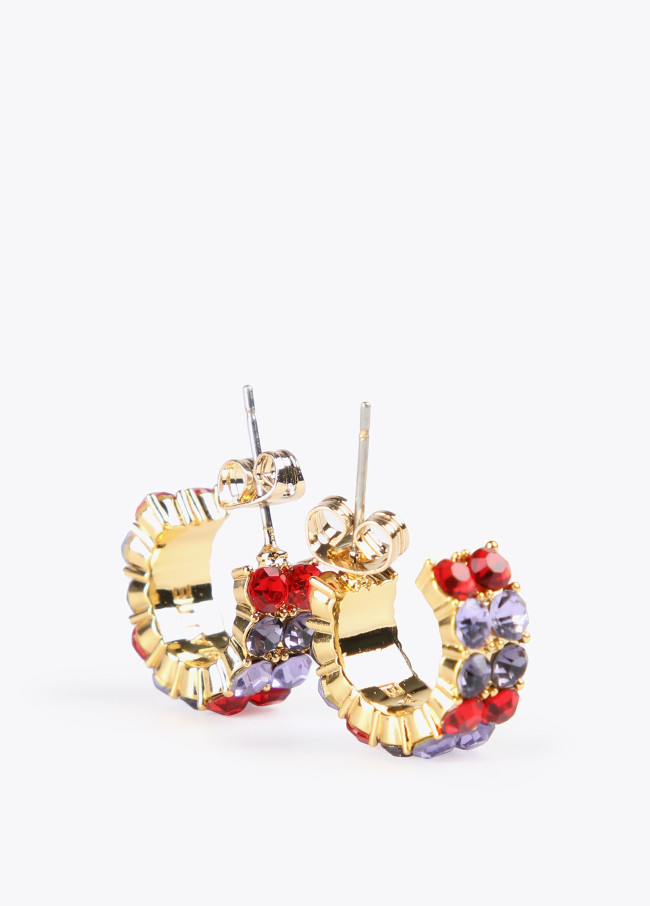 Hoop earrings with multicoloured crystal