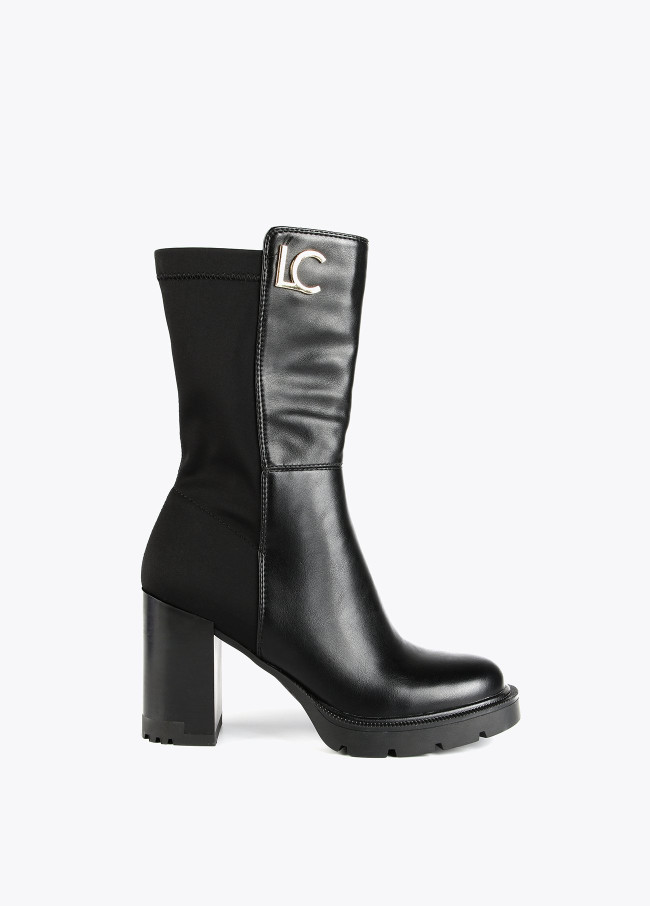 Mid-led ankle boots in two fabrics