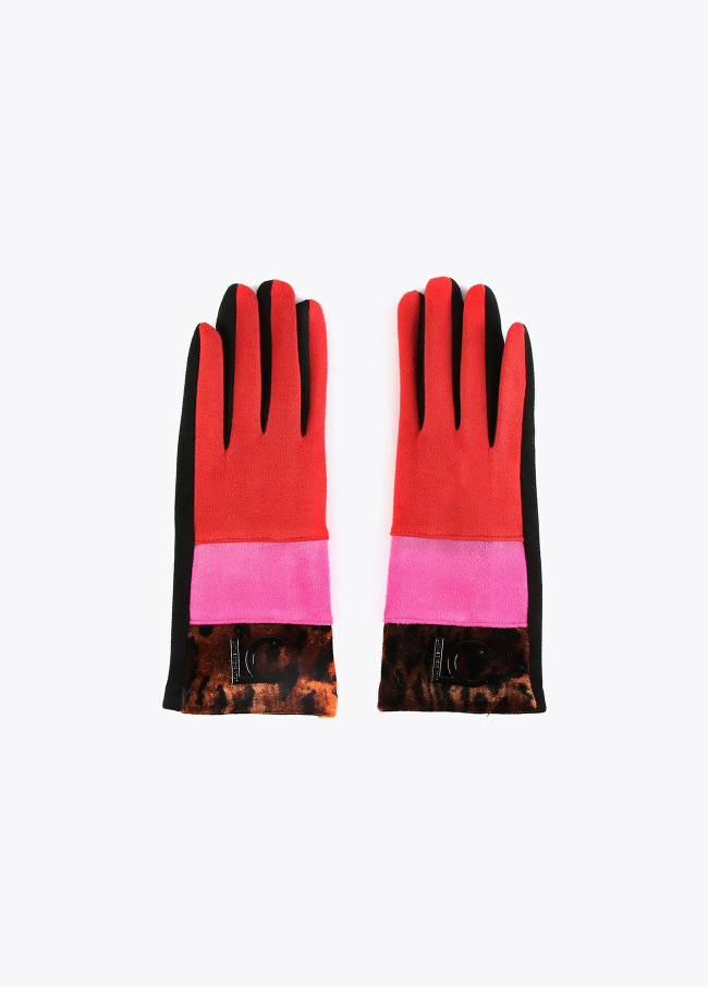 Three-tone gloves