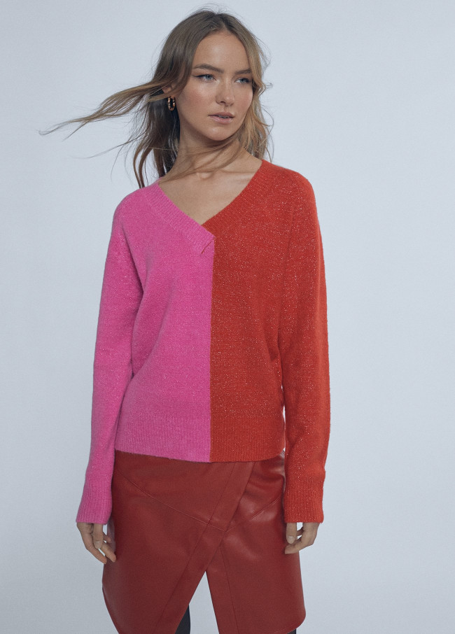 Two-tone flowing sweater