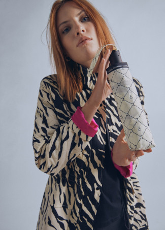 Automatic logo umbrella