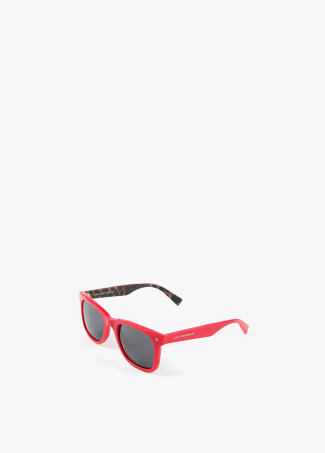 Oval sunglasses