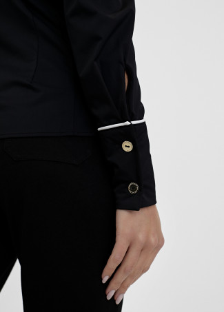 Stretch shirt with contrast piping