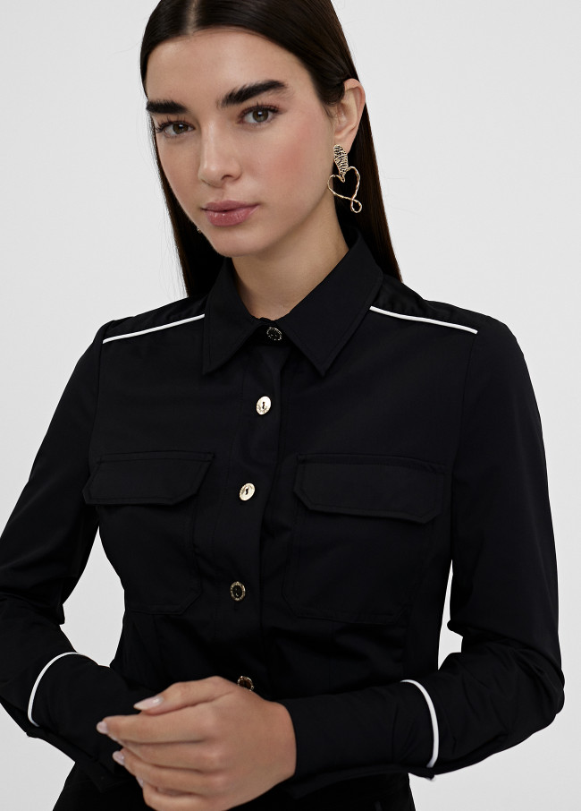 Stretch shirt with contrast piping