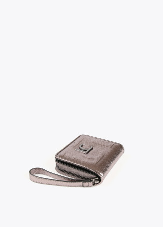 Small metallic wallet