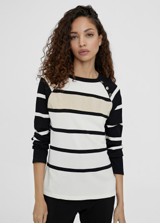 Gestreifter Strickpullover