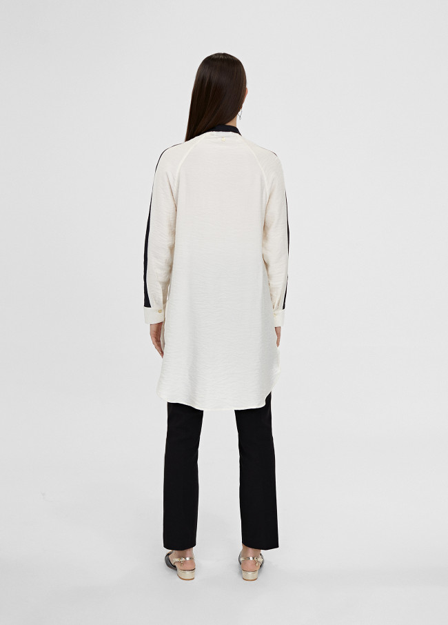 Blusa lunga con dettaglio sulle maniche
