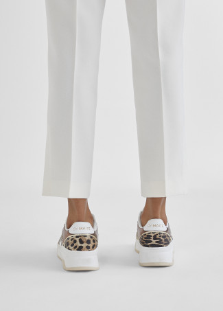 Sneaker mit Animal Print