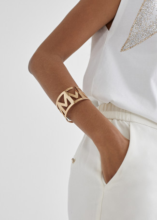 Armspange mit Maxi-M-Buchstaben