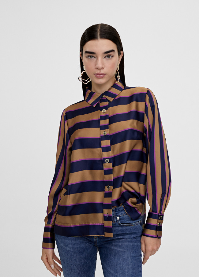 Long sleeve striped shirt