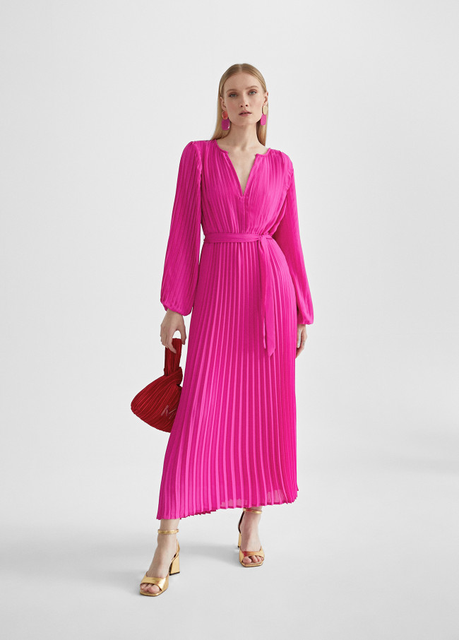 Robe plissée à manches