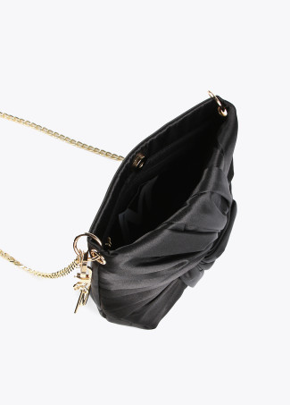 Festliche Tasche mit Schleife