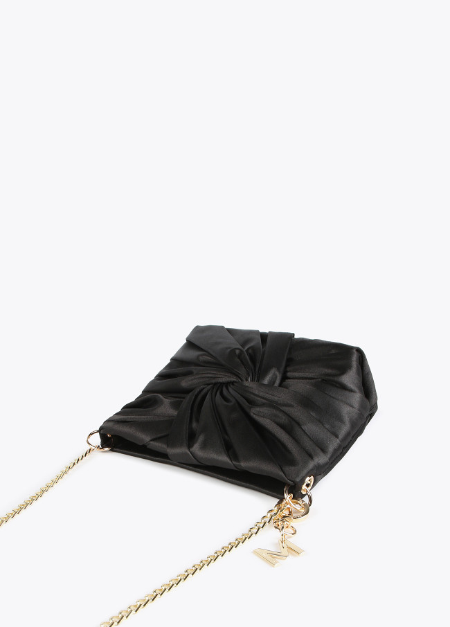 Festliche Tasche mit Schleife