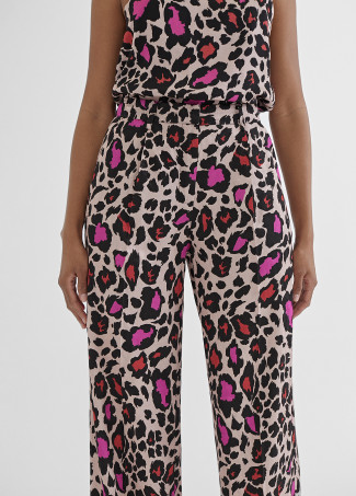 Calças direitas com animal print