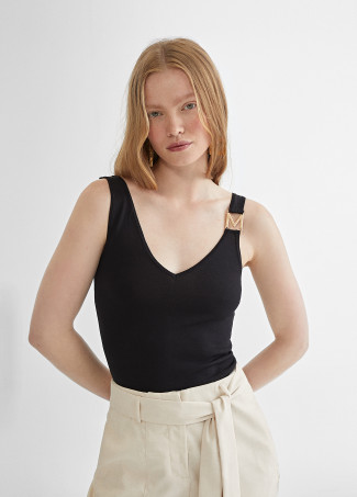 Strappy top with metal M