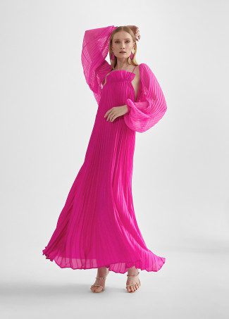 Long pleated dress
