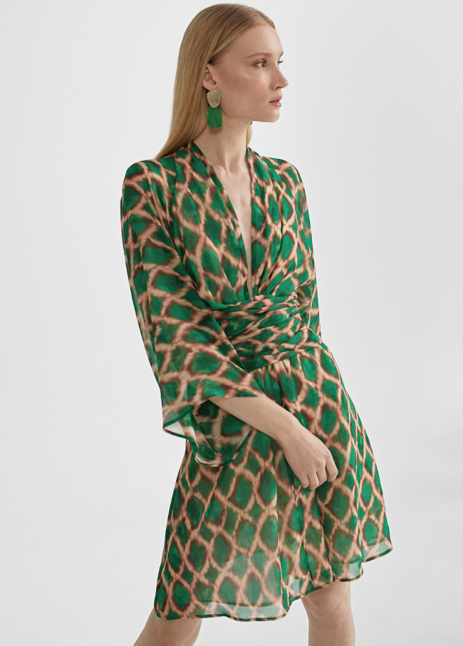 Vestido corto fluido estampado