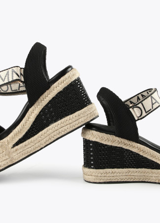 Keilabsatzsandalen mit Logo