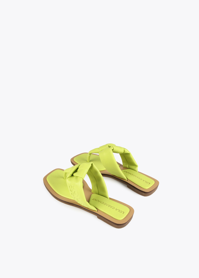 Sandales entre-doigts