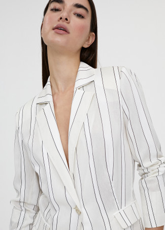 Gestreiftes fließendes Blazer