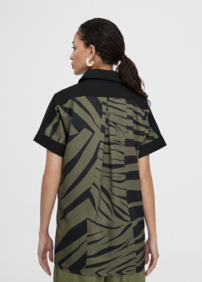 Back print shirt