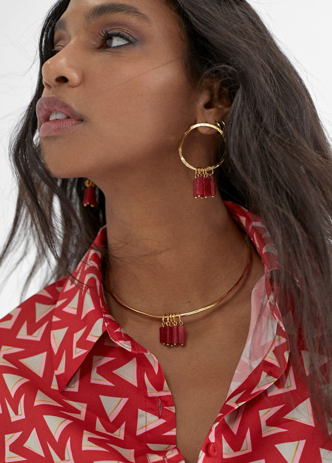 Collar tipo gargantilla