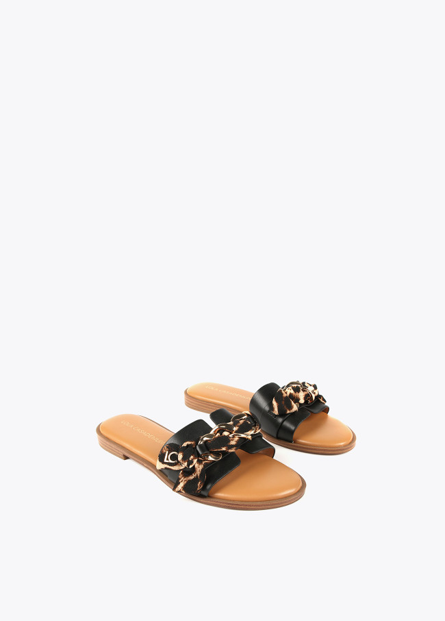 Slider sandals with animal print