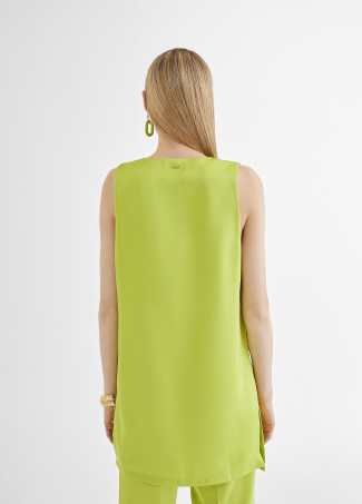 Top long avec fentes