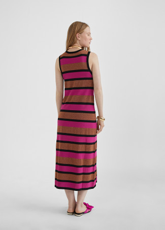 Vestido comprido às riscas