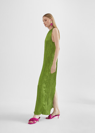 Vestido largo efecto plisado
