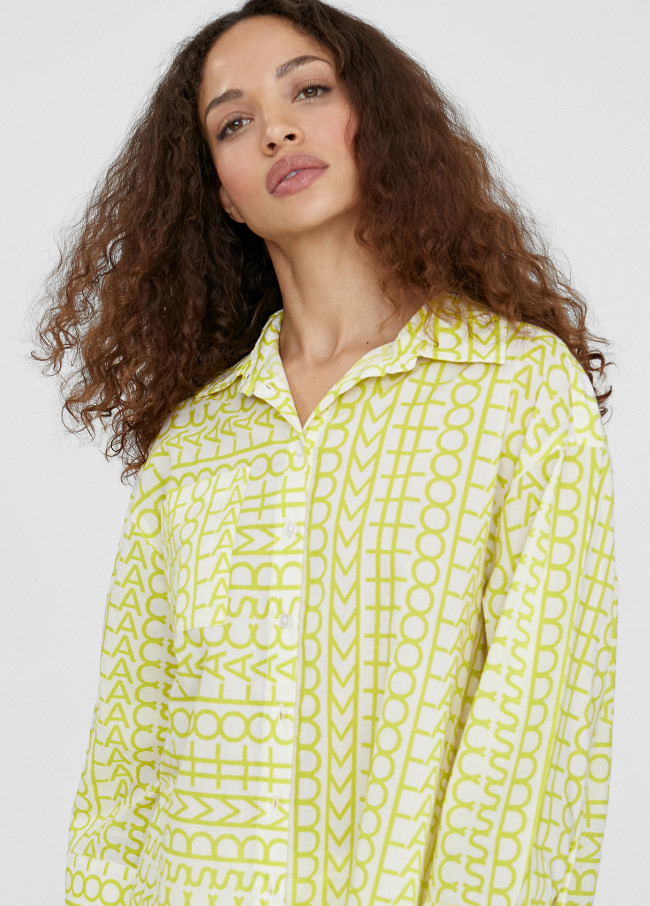 Camisa oversize logomania