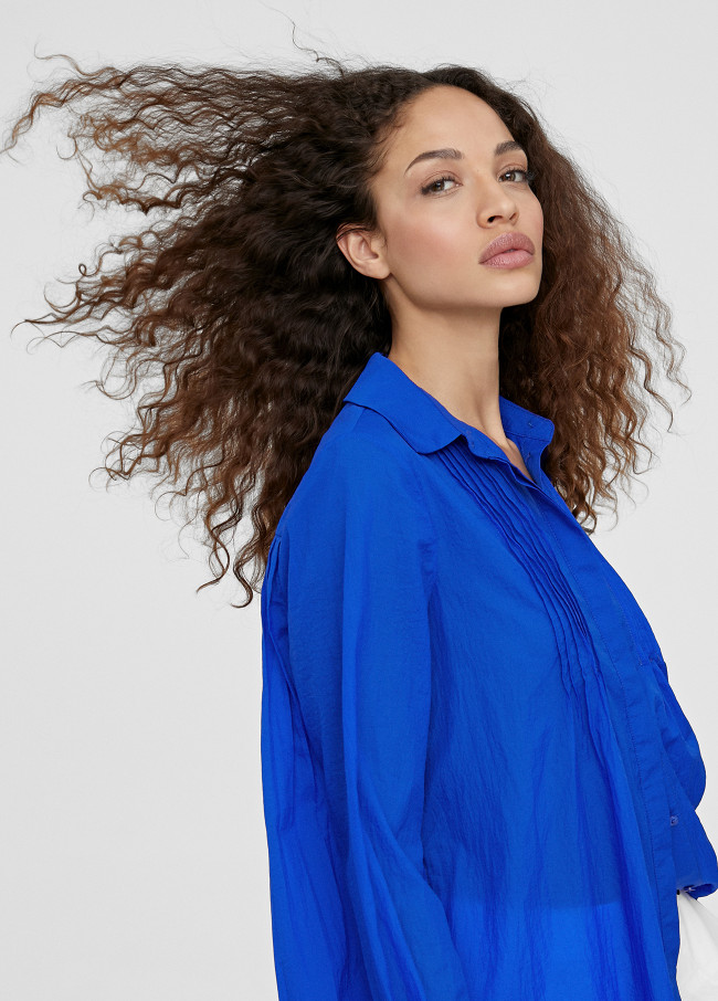 Longbluse mit Schlitzen