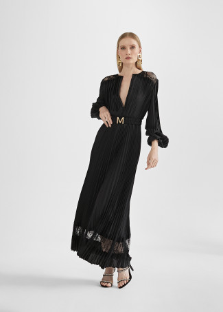 Vestido comprido plissado