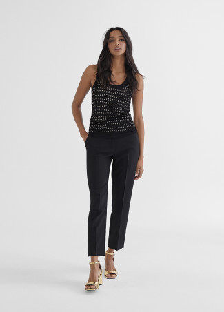 Top semi transparente negro