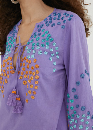 Kurzer Kaftan mit Stickerei