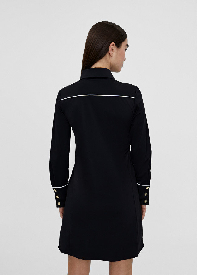 Figurbetontes Hemdblusenkleid