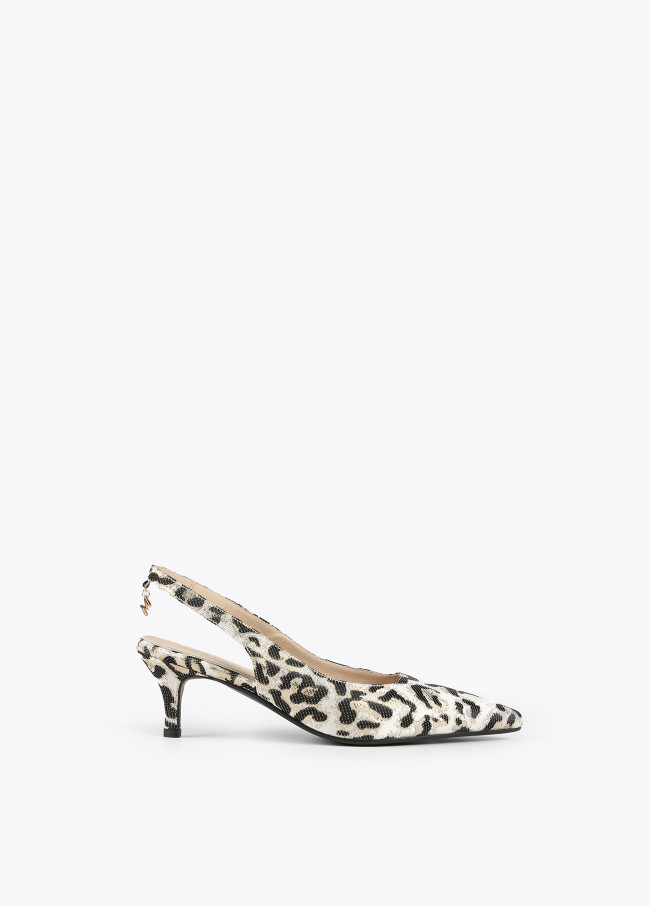 Zapato estampado leopardo