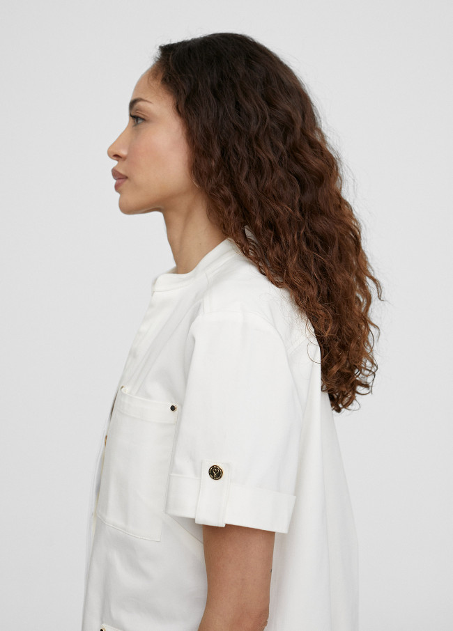 Short dress with pockets