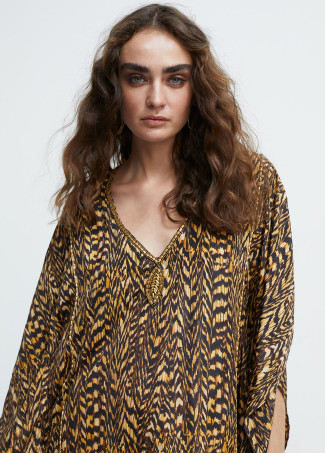 Caftan estampado en print animal