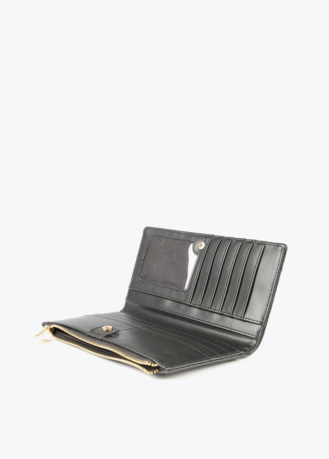 Große Brieftasche mit Stanzmuster
