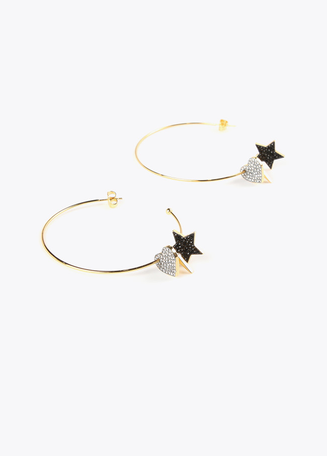 Boucles d’oreilles anneau et charms