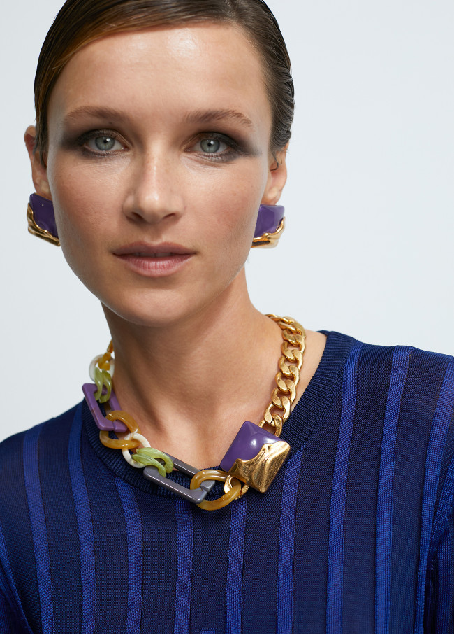 Goldfarbene Choker-Halskette mit kombinierten...