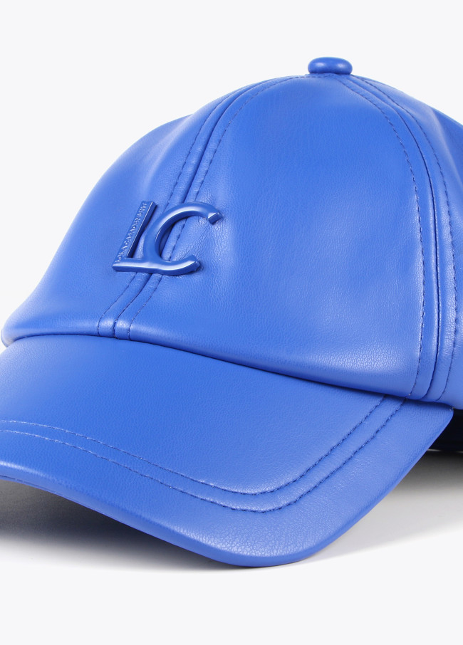 Cappello effetto pelle