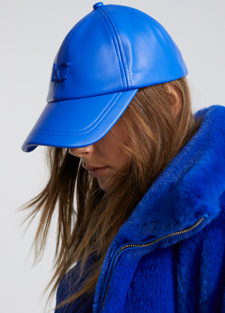 Cappello effetto pelle