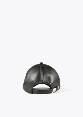 Cappello effetto pelle